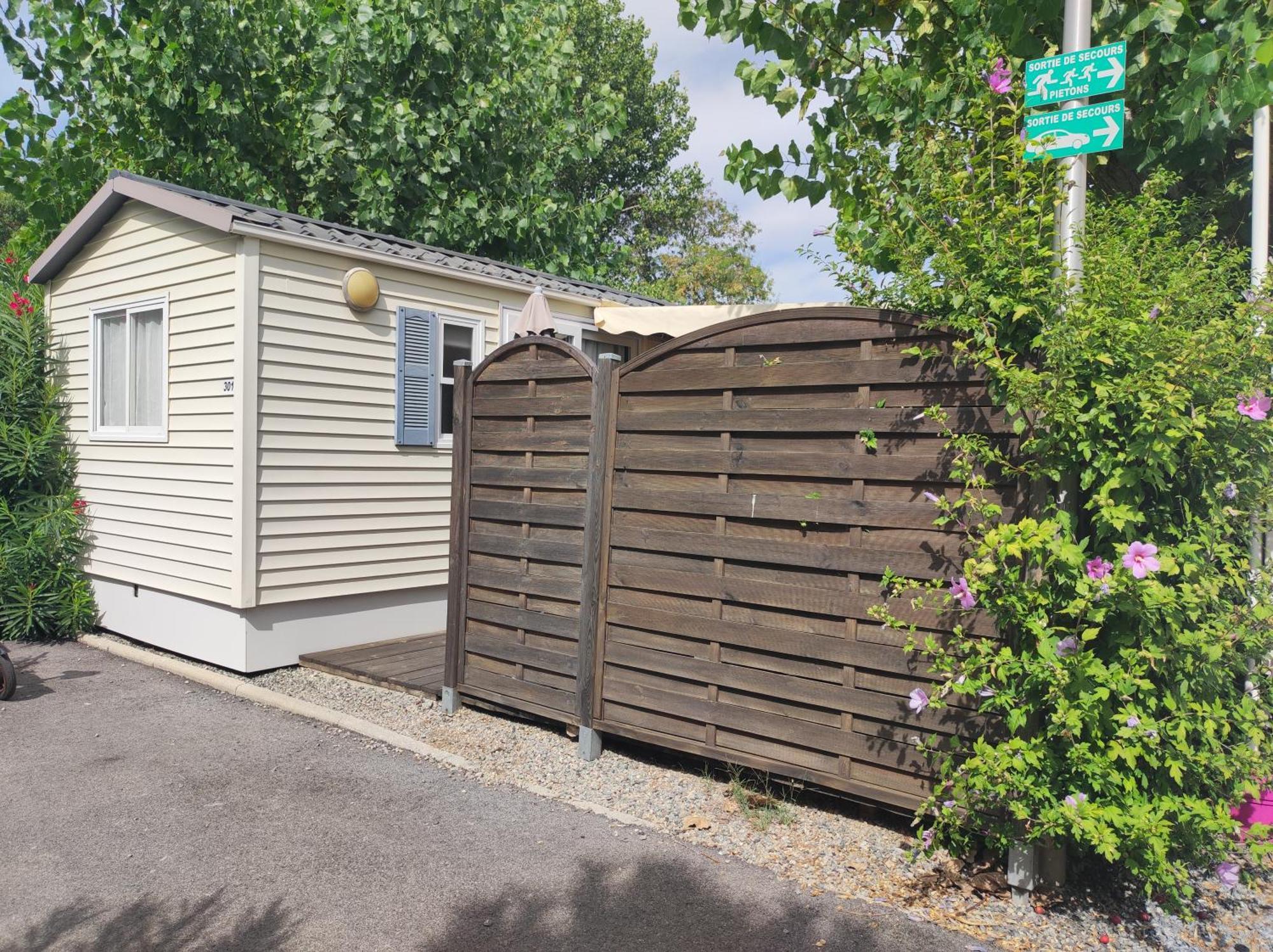 Vacances Familiales Dans Camping Avec Piscine Fréjus Habitación foto