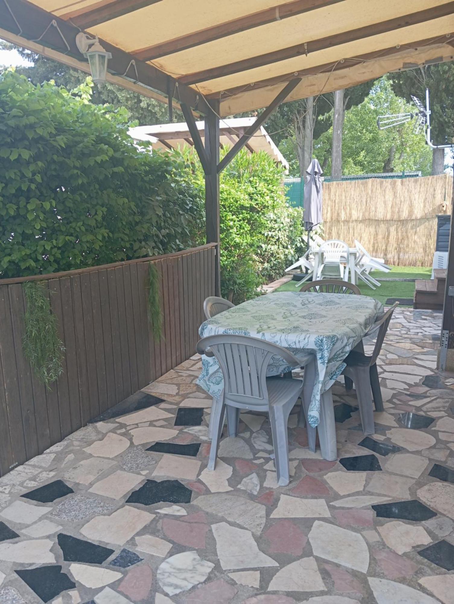 Vacances Familiales Dans Camping Avec Piscine Fréjus Habitación foto
