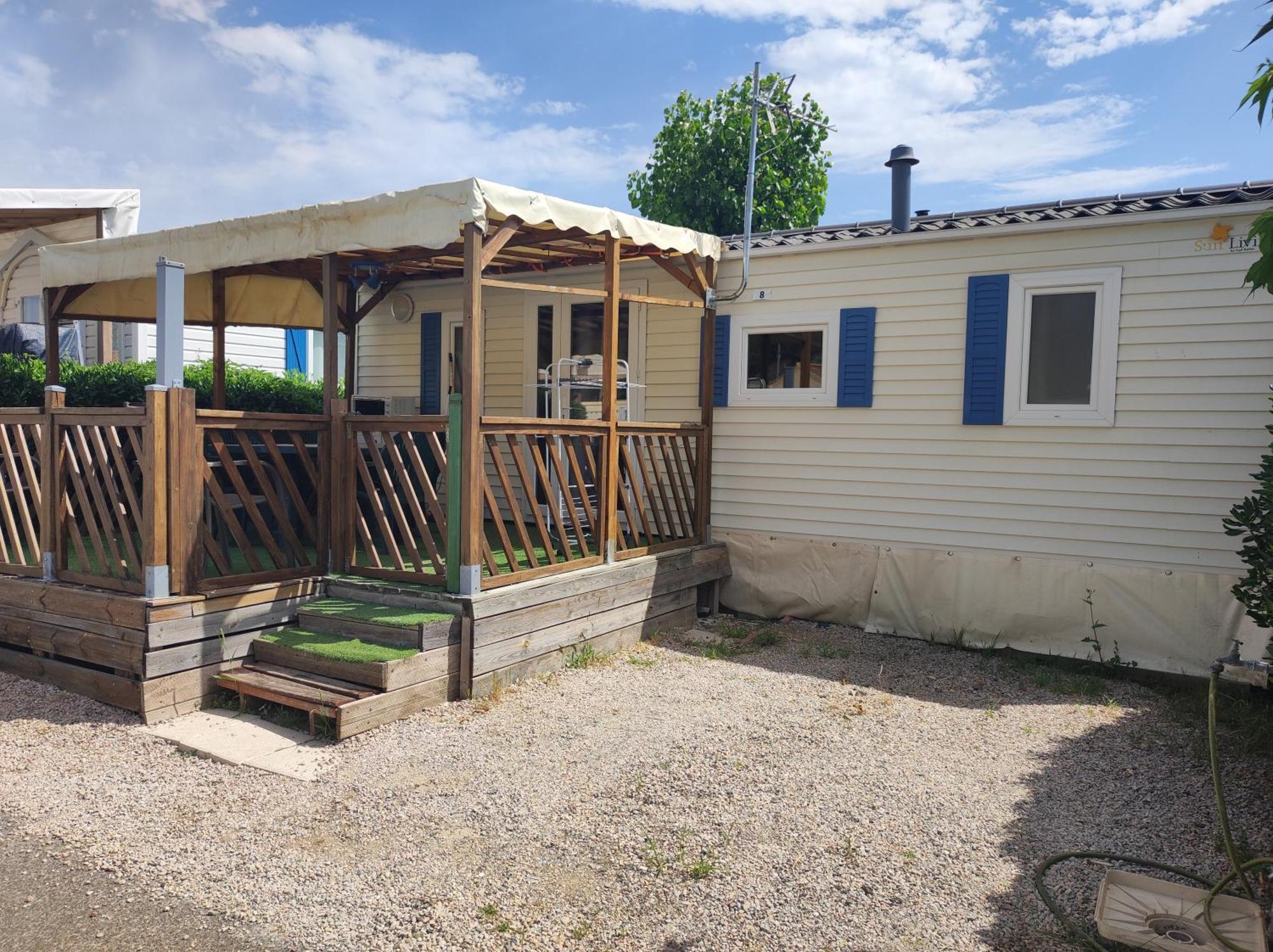 Vacances Familiales Dans Camping Avec Piscine Fréjus Habitación foto