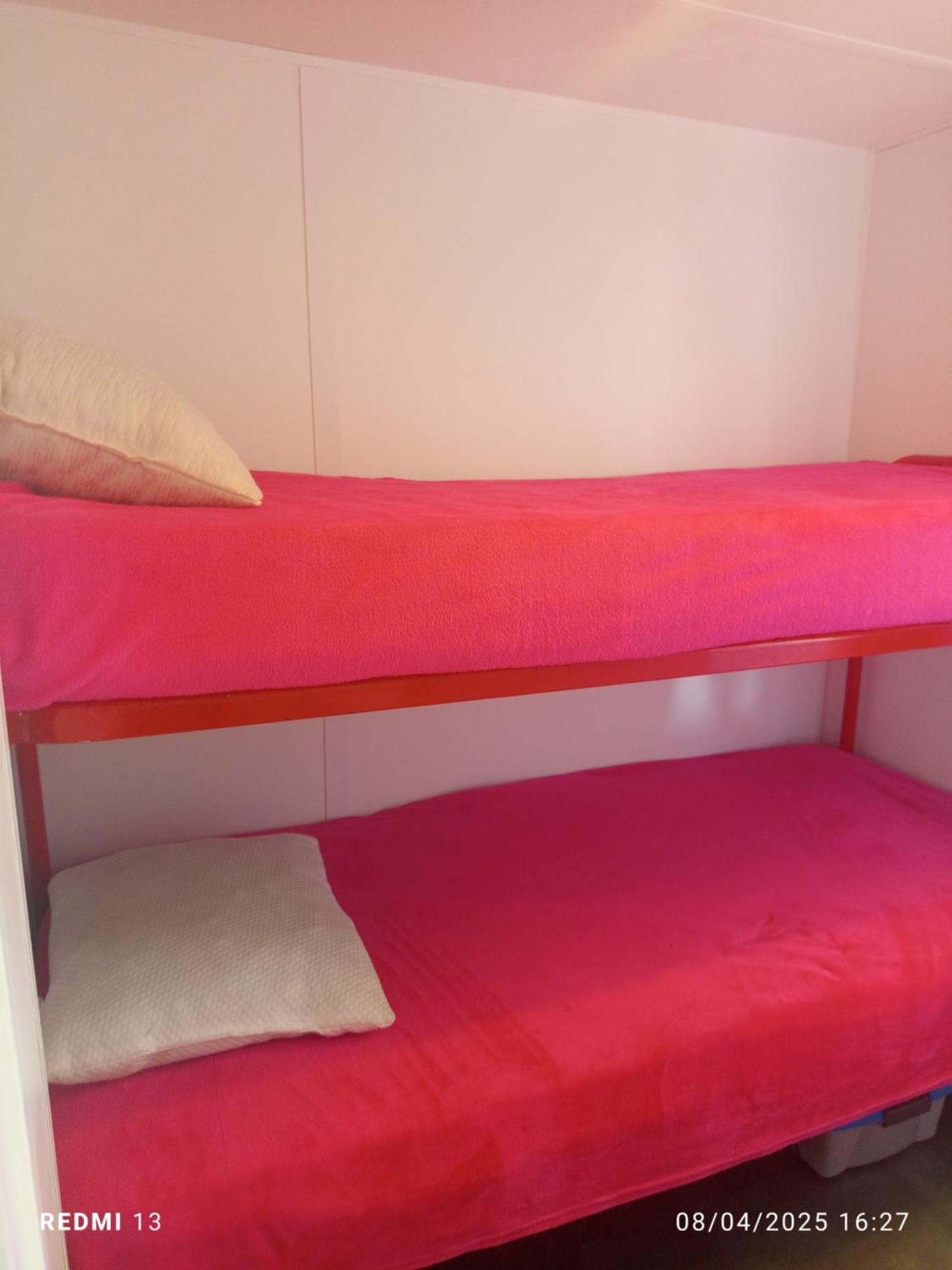 Vacances Familiales Dans Camping Avec Piscine Fréjus Habitación foto